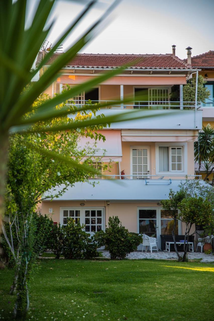 Elati Beach Aparthotel Nydri  Exterior foto