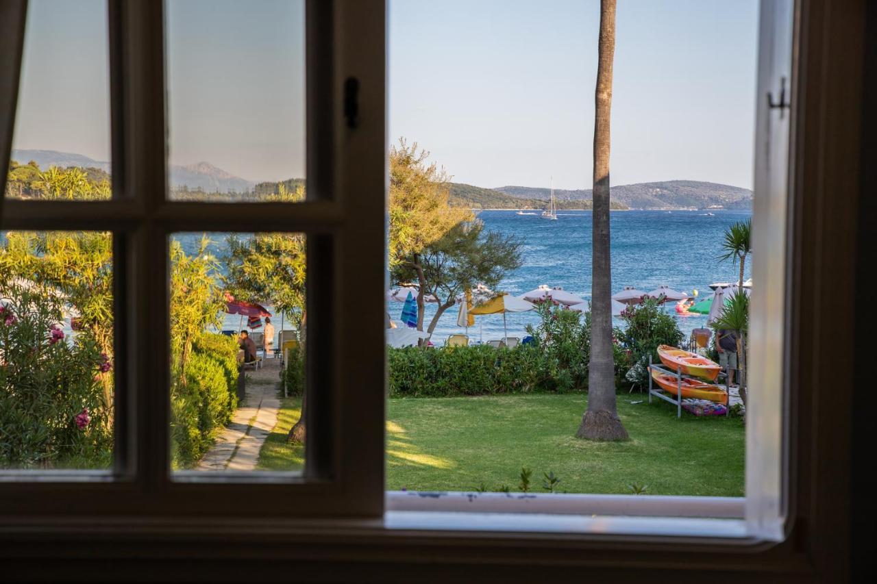 Elati Beach Aparthotel Nydri  Exterior foto